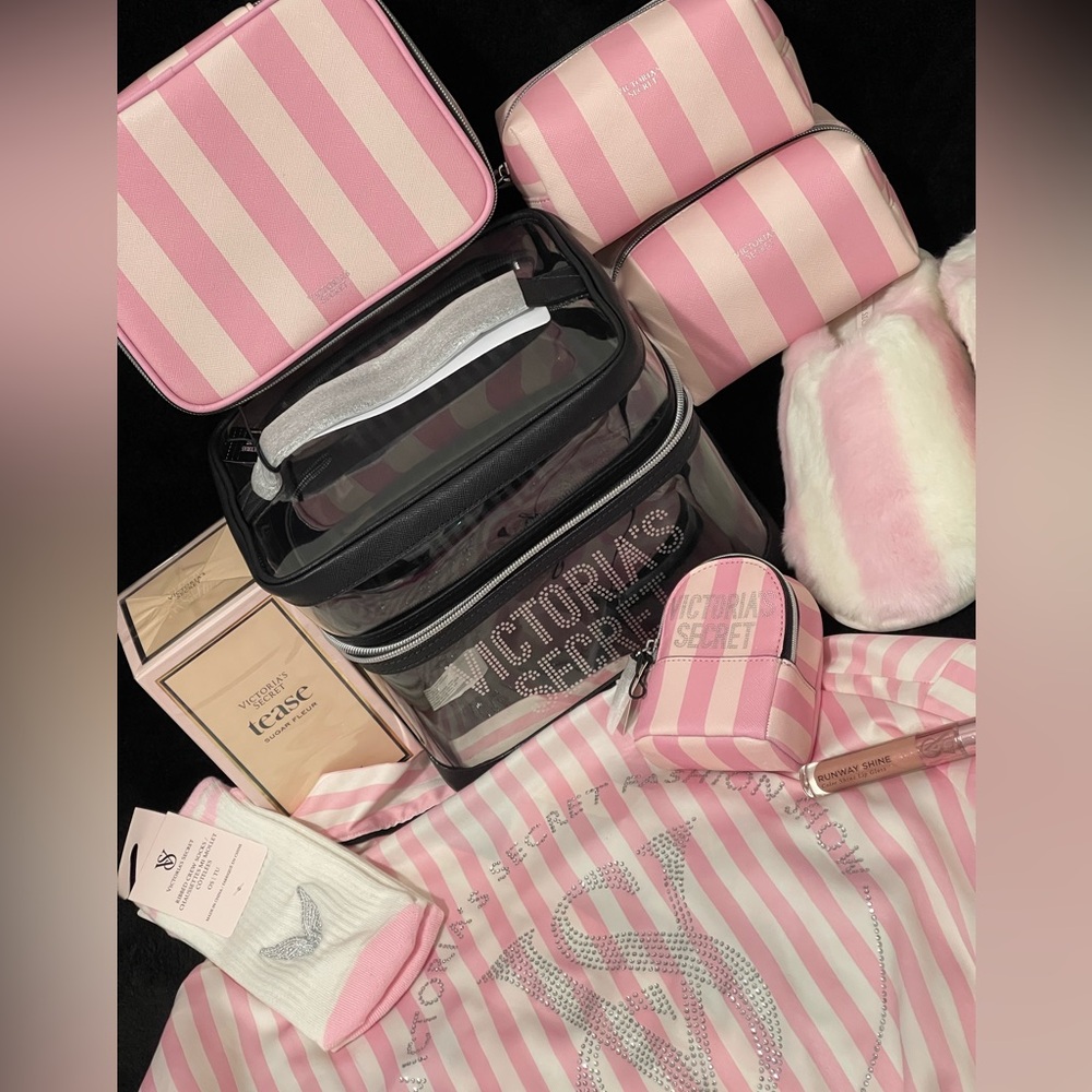 NEW VICTORIA’S SECRET 2024 FASHION SHOW BUNDLE